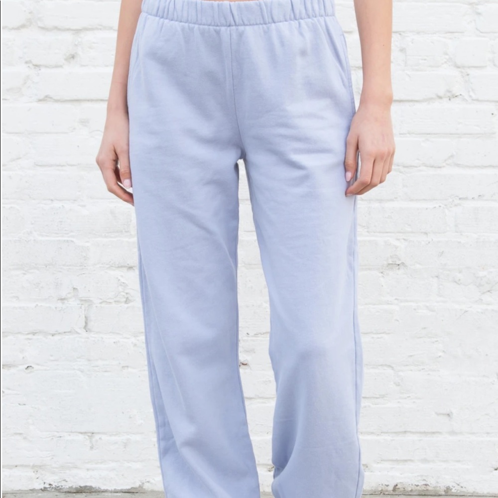 Brandy Melville Rosa Sweatpants
